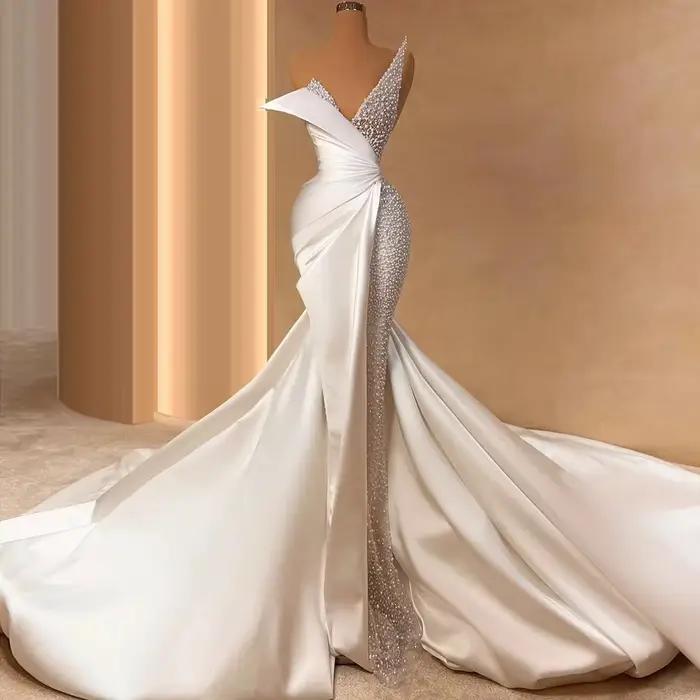 Élégant bretelles perles robes de mariée de luxe 2015 Style sirène pour mariée balayage Train robe d