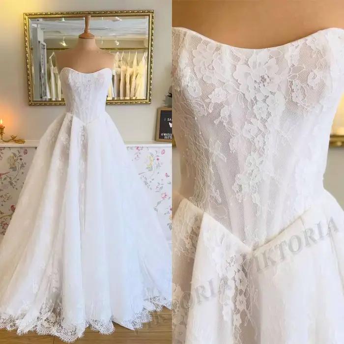 Robes de mariée classiques VIKTORIA pour les mariages avec appliques en dentelle, sans manches, coup