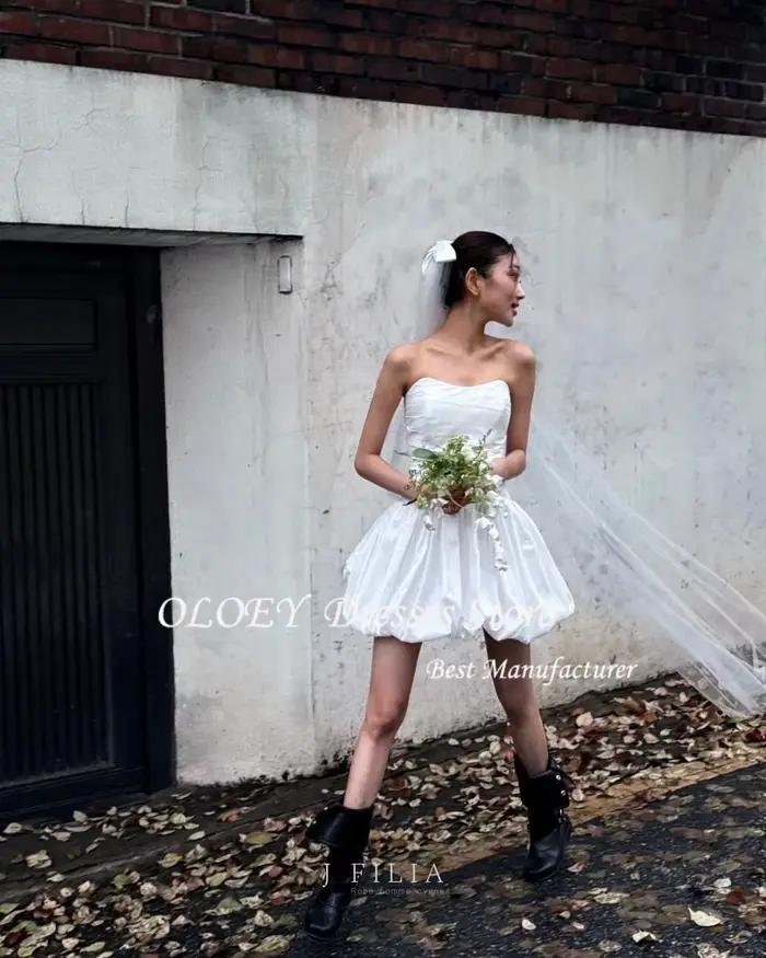OLOEY Mini Robe de Mariée Coréenne en Taffetas pour Séance Photo en Extérieur, Robe Courte de Soirée