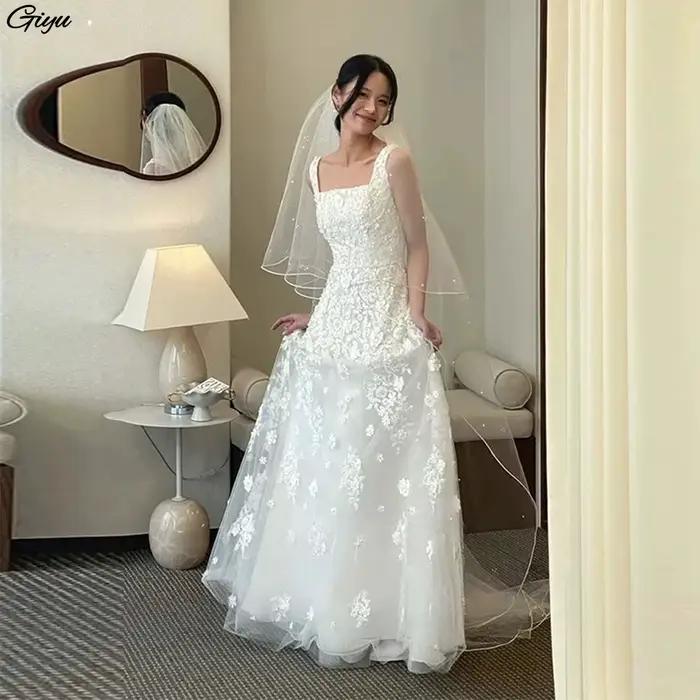 Robes de mariée élégantes Giyu 2026 avec appliques florales, bretelles spaghetti larges, robes de ba