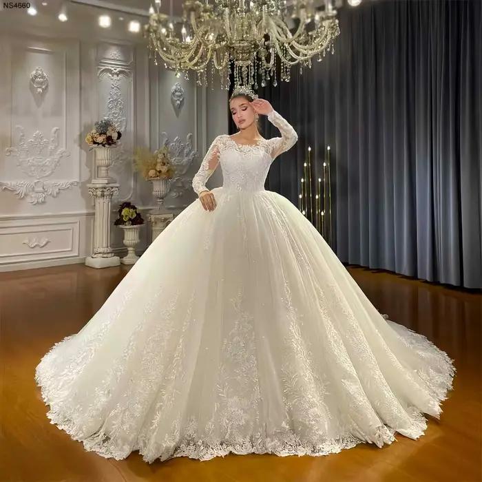 Robe de mariée simple personnalisée, style robe de bal, bon prix, Amanda Novias