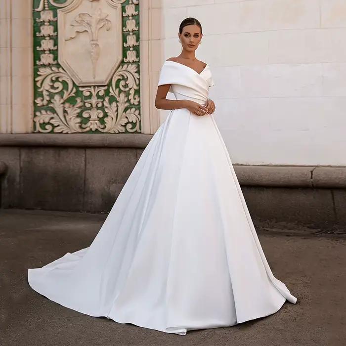 Jiayigong-Magnifique robe de Rhen satin, robes de mariée personnalisées, col en V, simple, balayage,