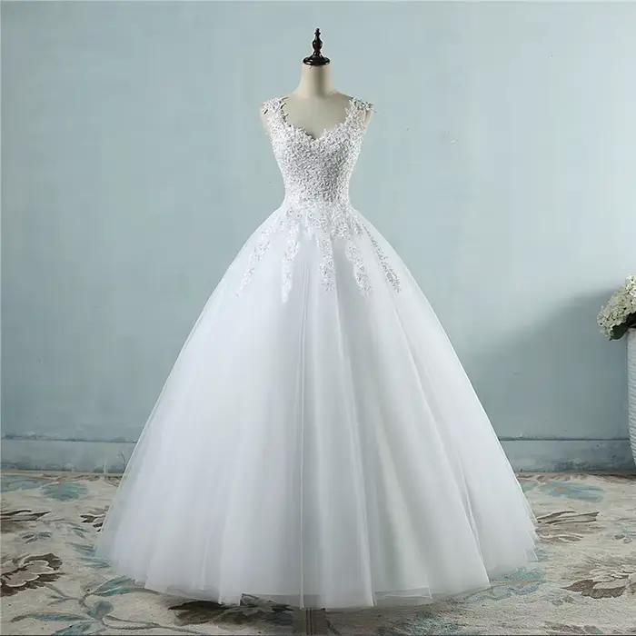 Robe de mariée principale de mariée brodée en dentelle sans manches, robe de fiançailles amincissant