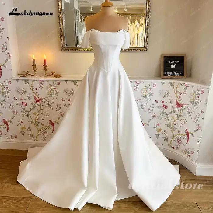 Lakshmigown une ligne robes de mariée pour femmes charmante épaules nues robes de mariée col bateau 