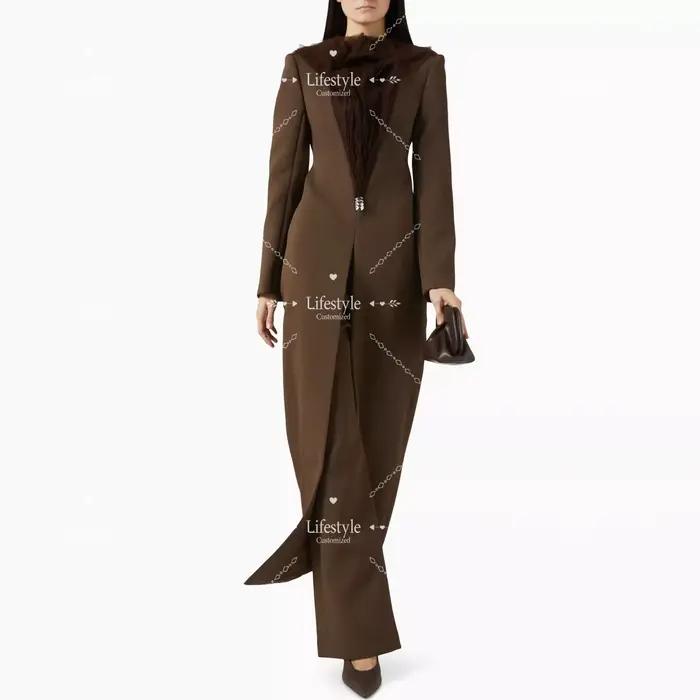 Robes de soirée personnalisées bordeaux avec volants en tulle, manches longues, coupe droite, élégan