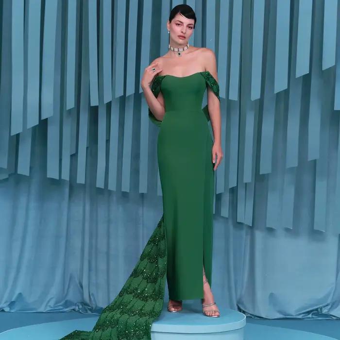 Sharon Said robe de soirée vert émeraude élégante épaules dénudées paillettes perles robes de bal de