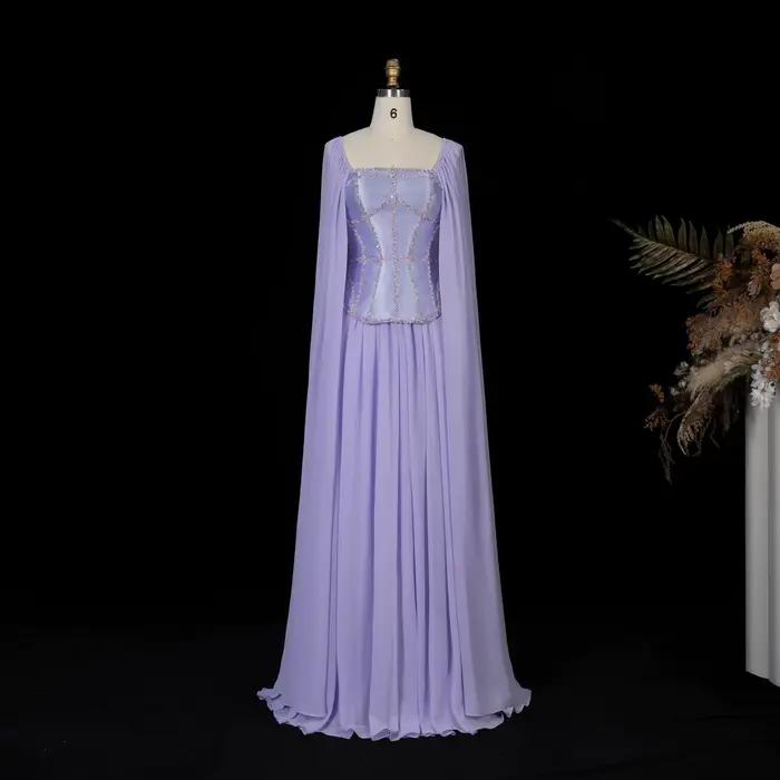Robe de soirée longue carrée en mousseline de soie lilas de luxe Sharon Said 2026 avec manches cape 
