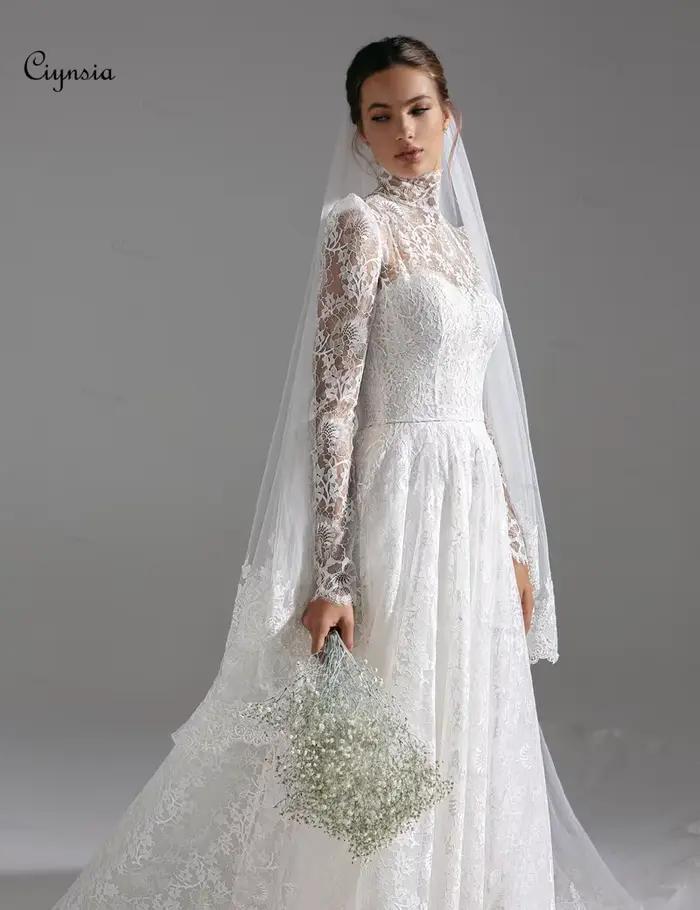 Robes de mariée personnalisées en dentelle ivoire Ciynsia