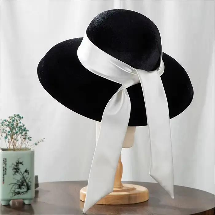Robe de mariée française élégante avec ruban de velours noir et chapeau rétro de Studio 1LS2686 pour femme occasions spéciales voyage chic