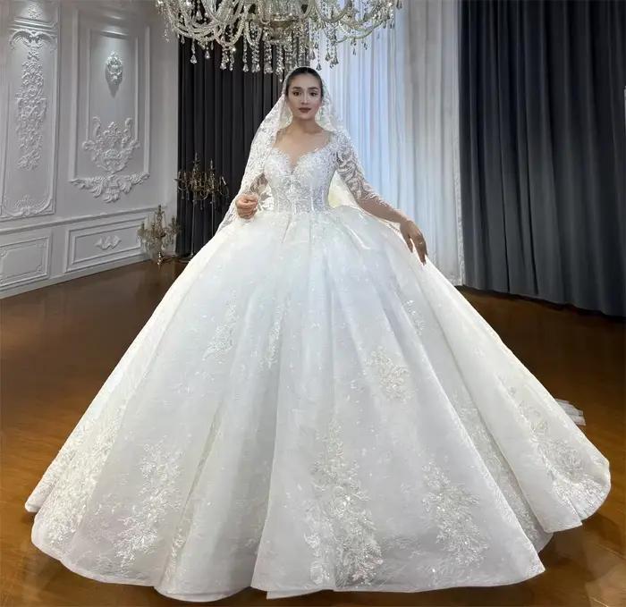 Magnifique robe de mariée à manches longues pour femmes