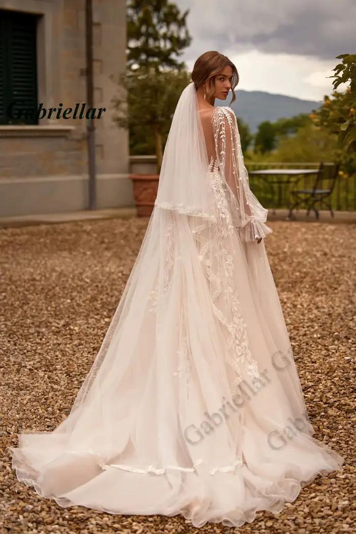 Gabriellar robes de mariée élégantes a-ligne col en V Appliques manches bouffantes robe