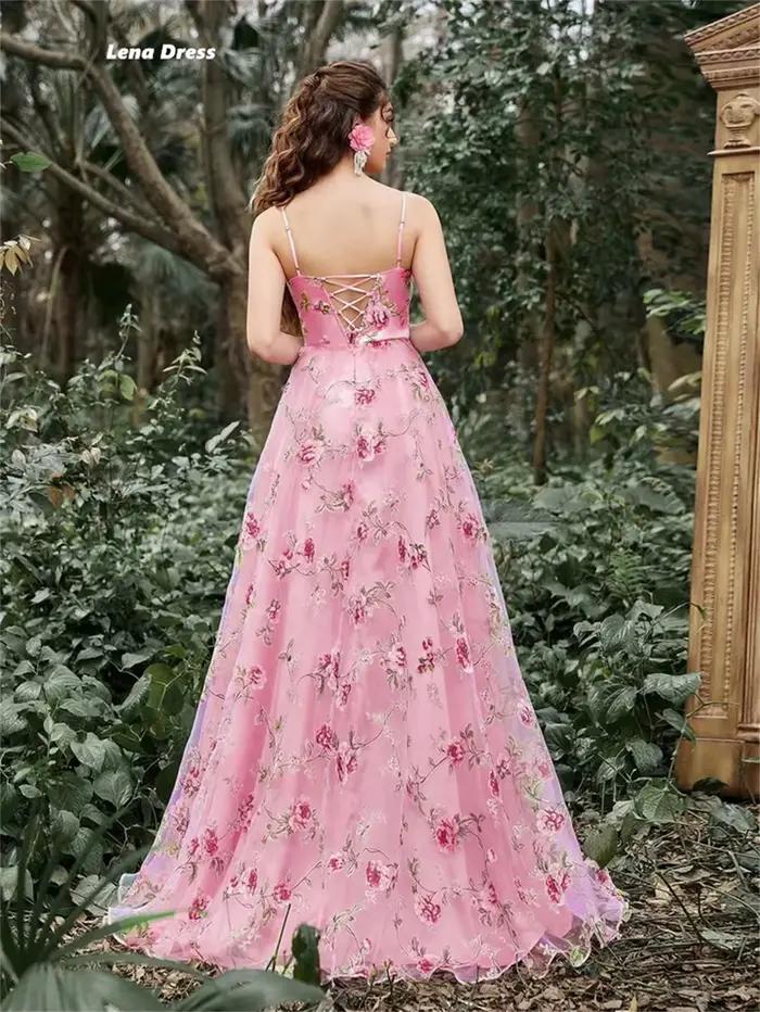 Lena Line A luxe robes de bal 2025 col en v