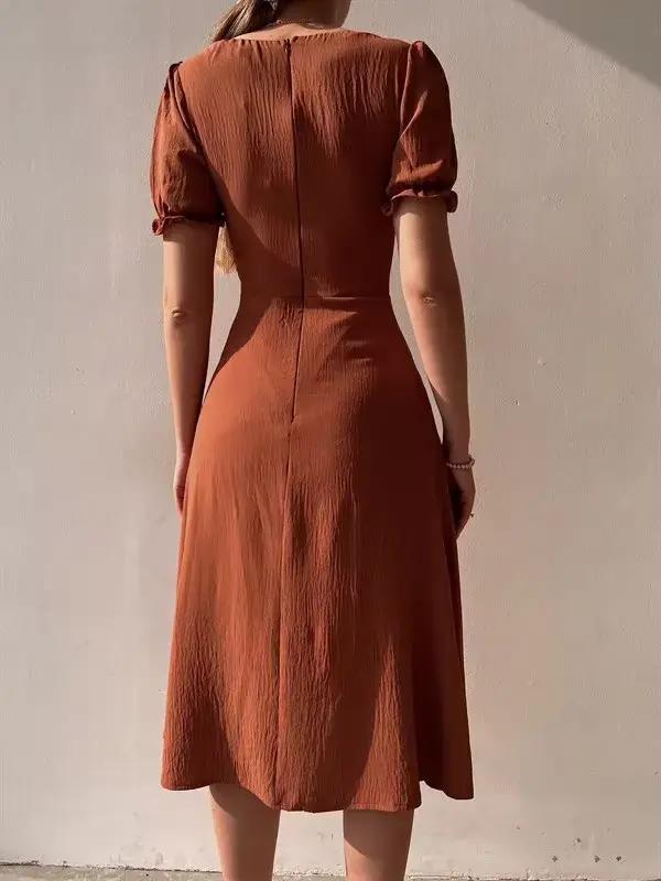 Robe mi-longue fendue à col en V pour femmes