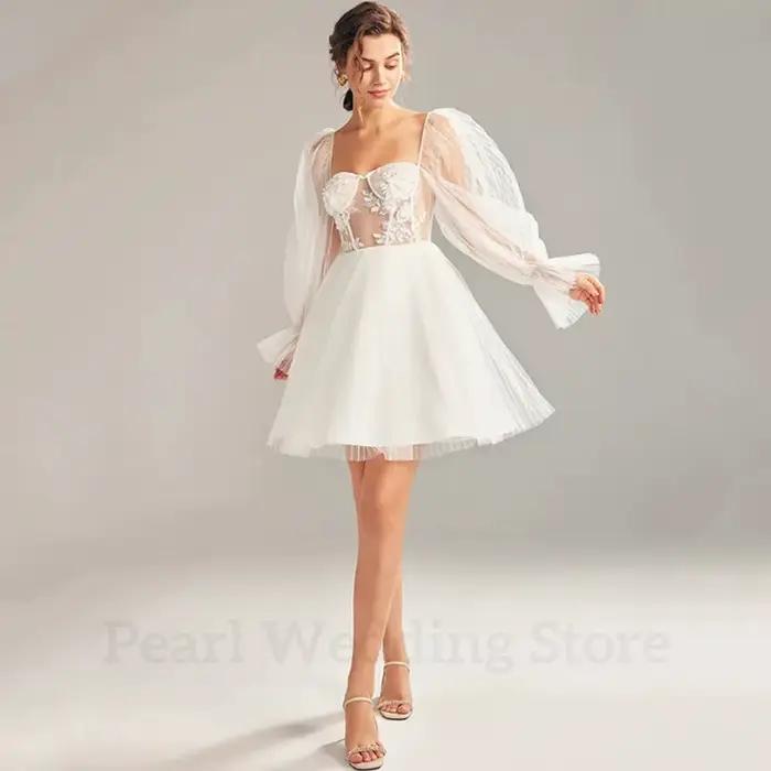 Robe de mariée courte col carré lanterne manches longues dentelle Applique Tulle Sexy dos nu a-ligne