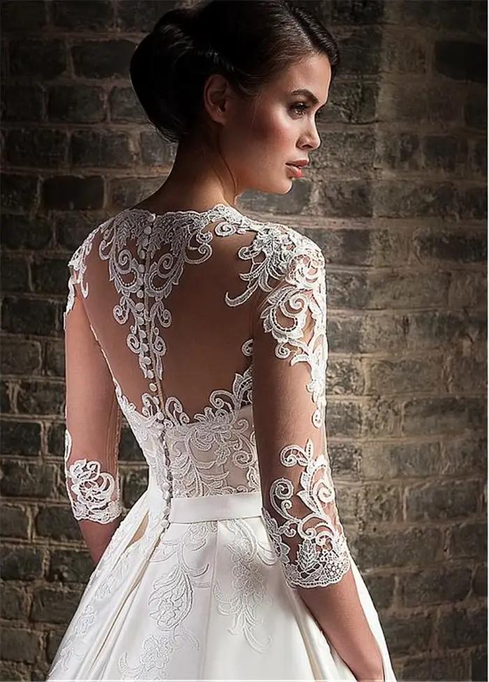 Robe de Mariée en Satin avec Dentelle et Col en V pour Femme Arabe