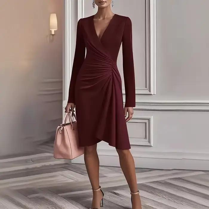 Robe mi-longue élégante à col en V pour femmes
