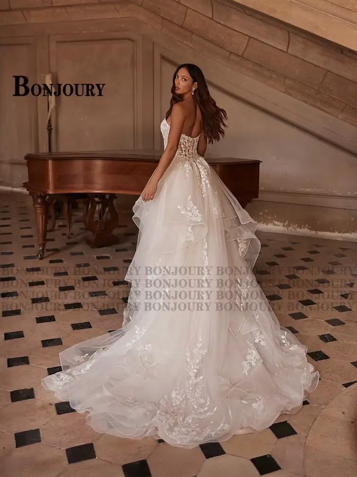 BONJOURY robes De mariée modernes pour femmes a-ligne bouton froncé Appliques sans manches Court Train