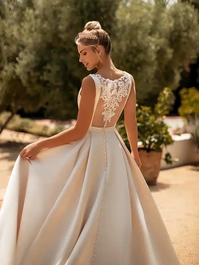 Robes de mariée champagne élégantes sans manches Scoop Illusion dos Applique robe de bal
