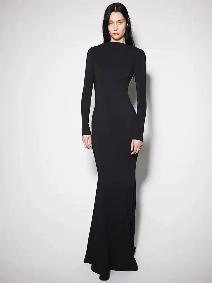 Robe longue noire élégante dos nu pour femme