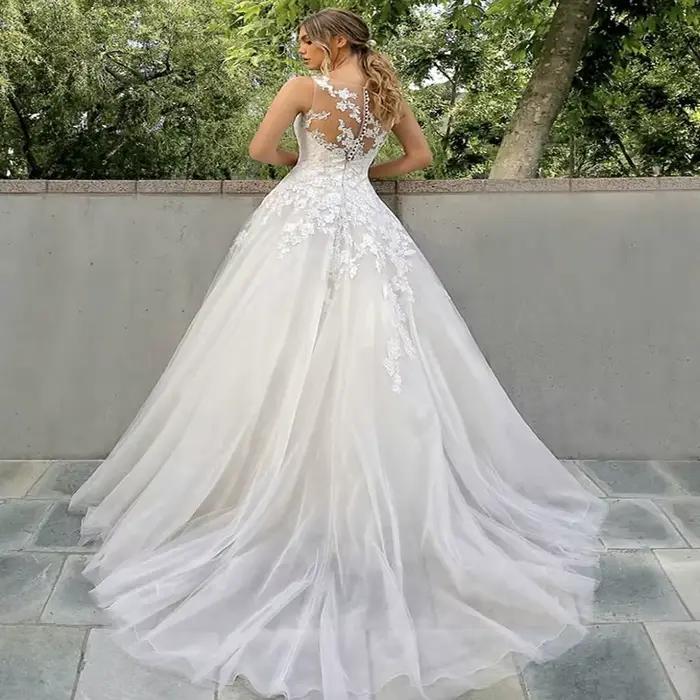 Robe de mariée élégante personnalisée