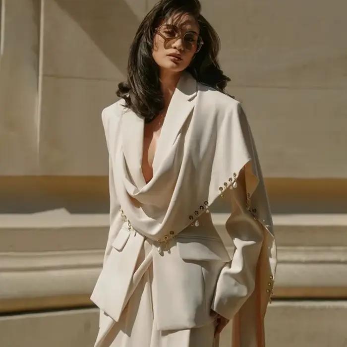 Robes pour femmes, costumes élégants à revers pointus