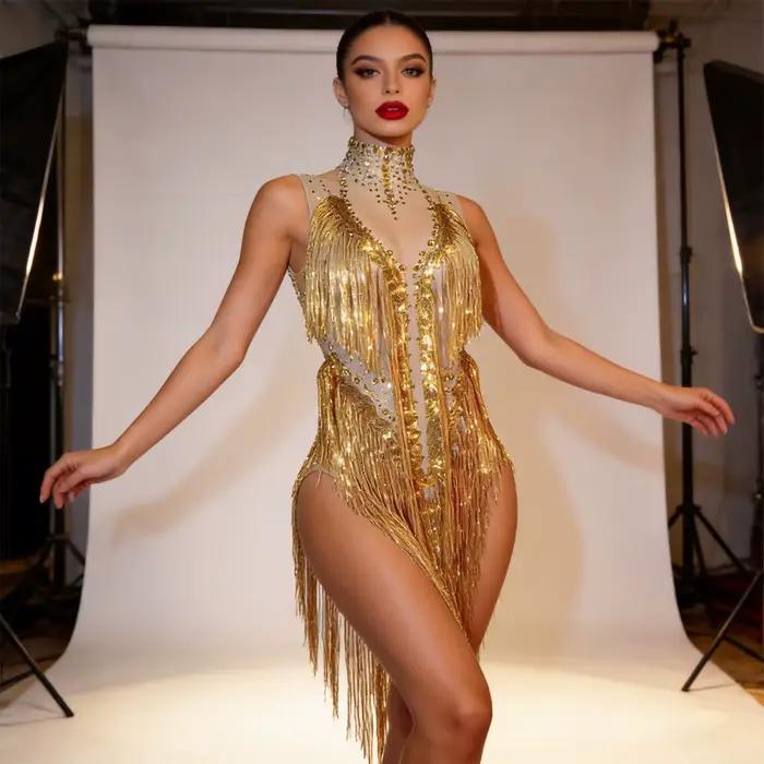 Nouvelle Robe de Soirée Scintillante à Paillettes Dorées et Franges
