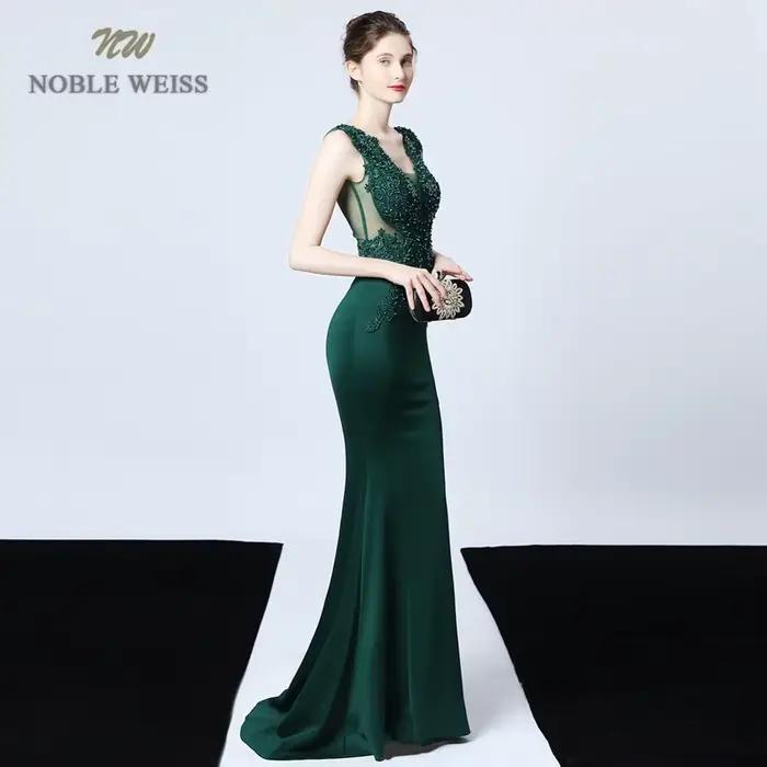 Robe de soirée en satin sirène à col en V