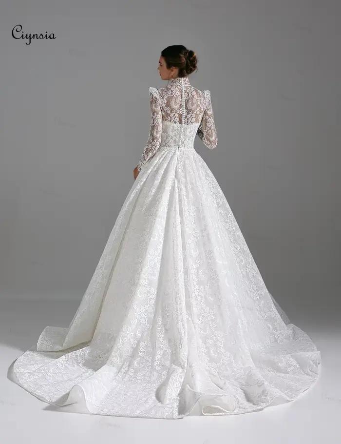 Robes de mariée personnalisées en dentelle ivoire Ciynsia
