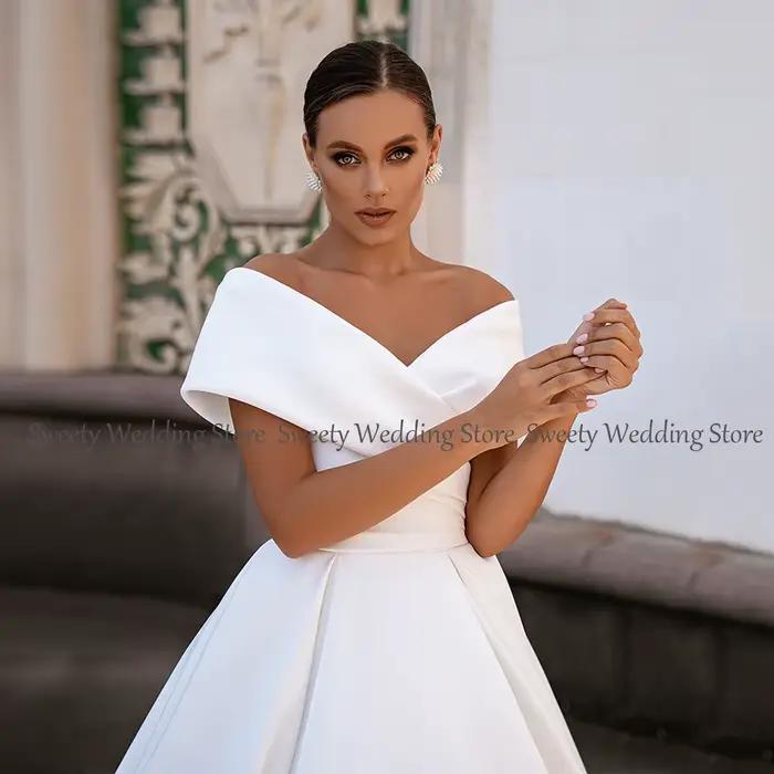 Jiayigong-Magnifique robe de Rhen satin