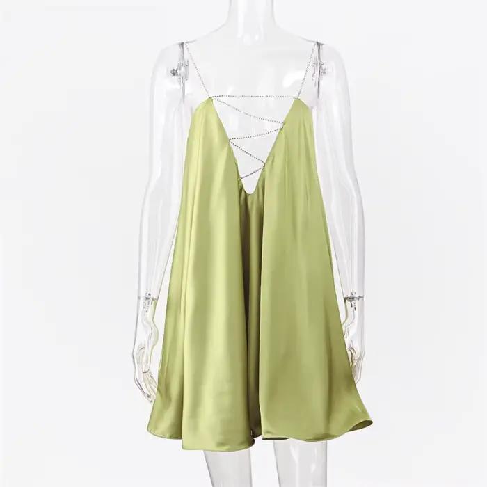 Camisole élégante en polyester pour femmes, style sexy et club, mini robe sans manches, col en V, facile à entretenir, pour les soirées chaudes d'été et les événements nocturnes