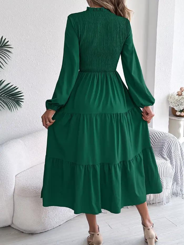 Robe mi-longue à manches longues et col rond pour femmes