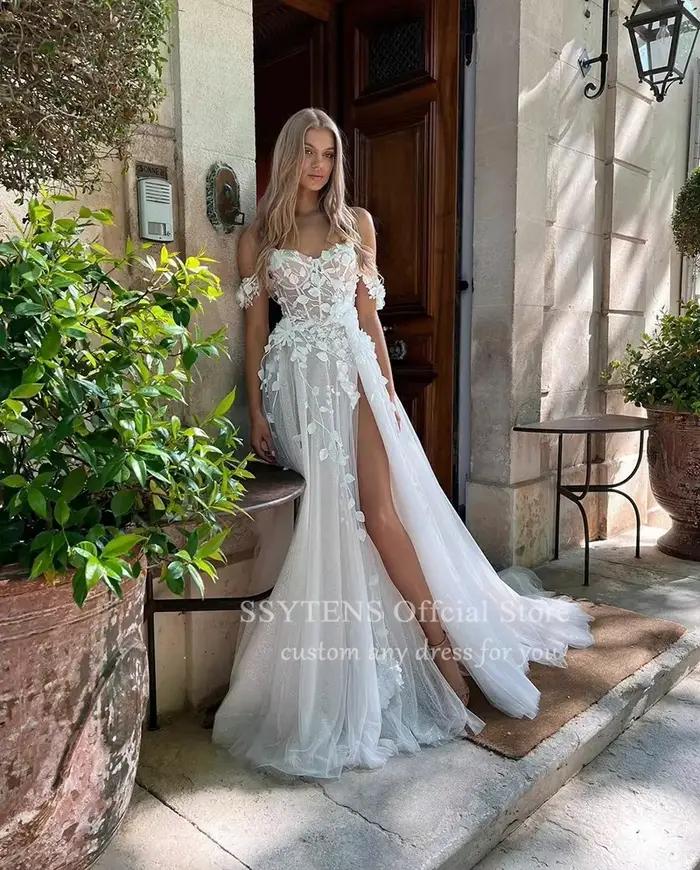 Robes de mariée à fente haute pour femmes