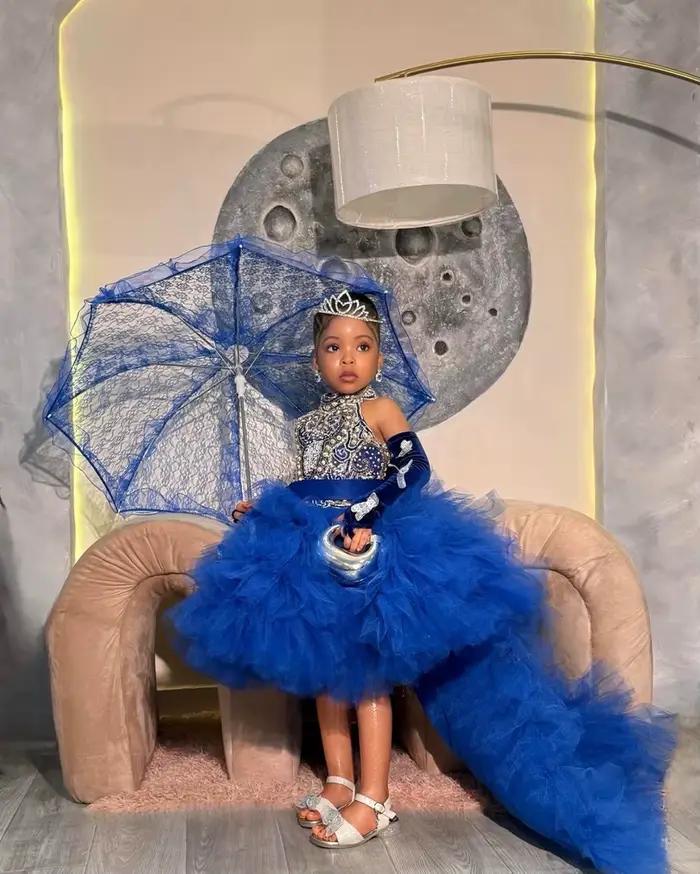 Robes de demoiselle d'honneur bleu roi pour mariage