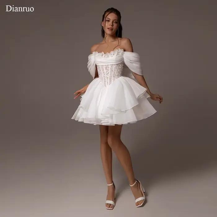 Dianruo Mini robe De bal en Organza à plusieurs niveaux une ligne Robes De soirée à volants épaules dénudées blanc