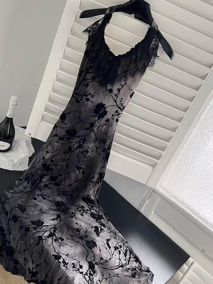 Robe de soirée en dentelle gothique noire pour femmes