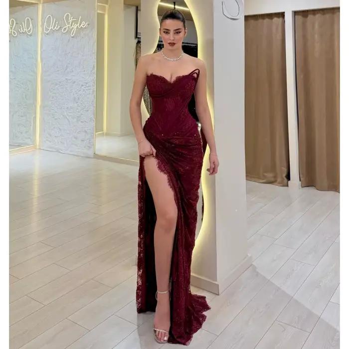 Robe de soirée rouge foncé bustier plissée en dentelle