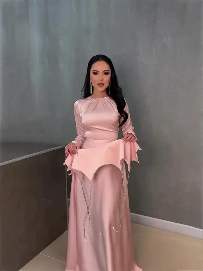 Robe de soirée en Satin de couleur unie
