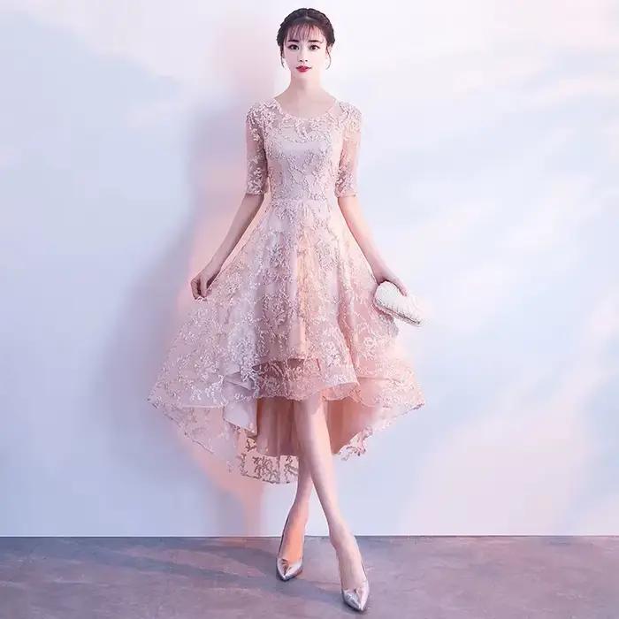 Petite robe Svening pour femmes