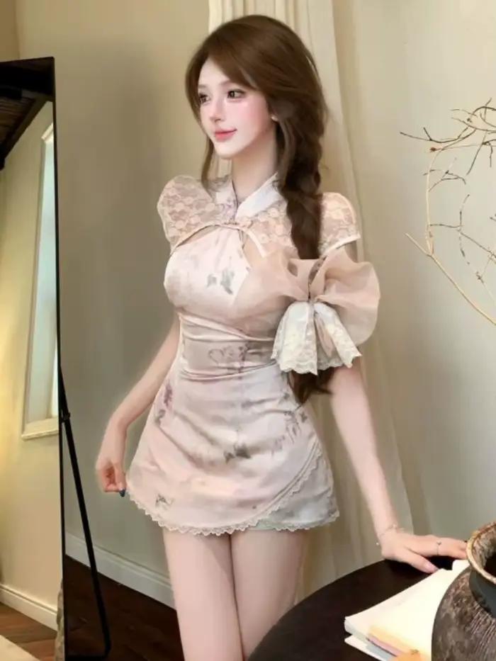 Robes élégantes à imprimé floral et patchwork de dentelle