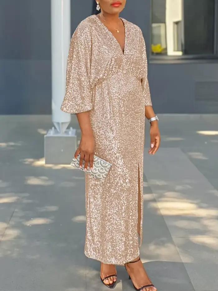 Robe longue à paillettes argentées