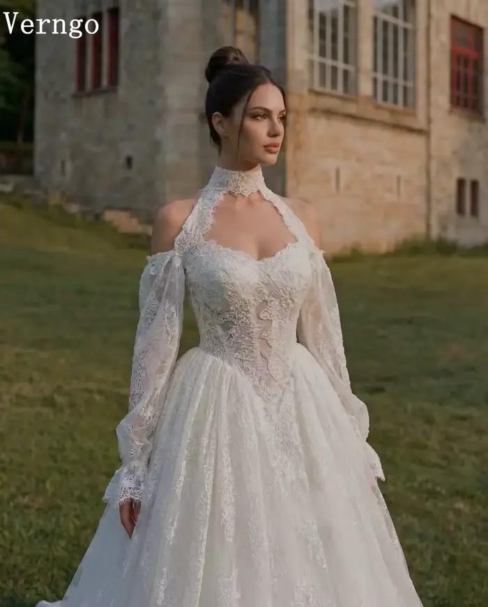 Robe de mariée de luxe Verngo en dentelle