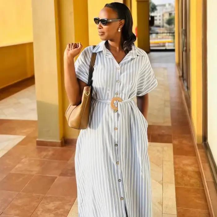 Robe longue femme coupe trapèze Y2K Streetwear à manches courtes col rabattu élégante avec empiècements pour soirée et travail Été 2026