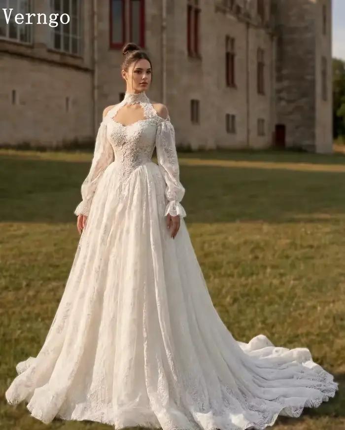 Robe de mariée de luxe Verngo en dentelle