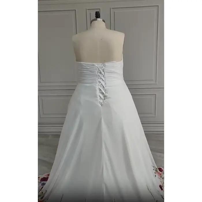 Robe de mariée grande taille personnalisée