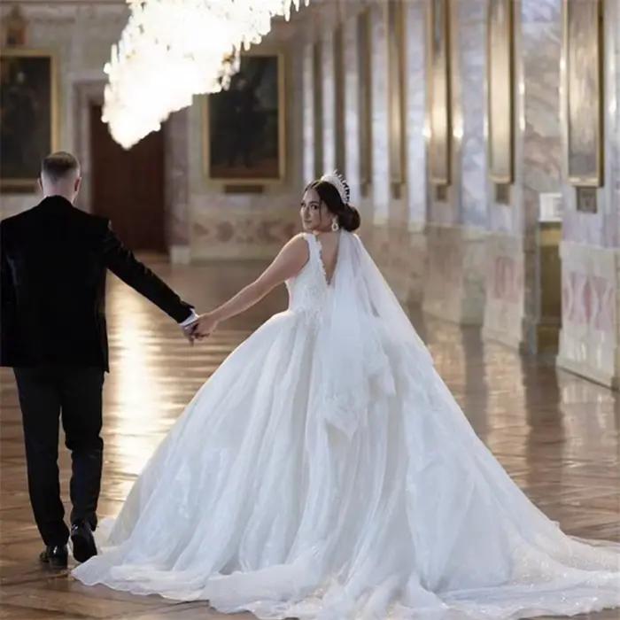 Robes de mariée de luxe en tulle brillant ivoire 2026