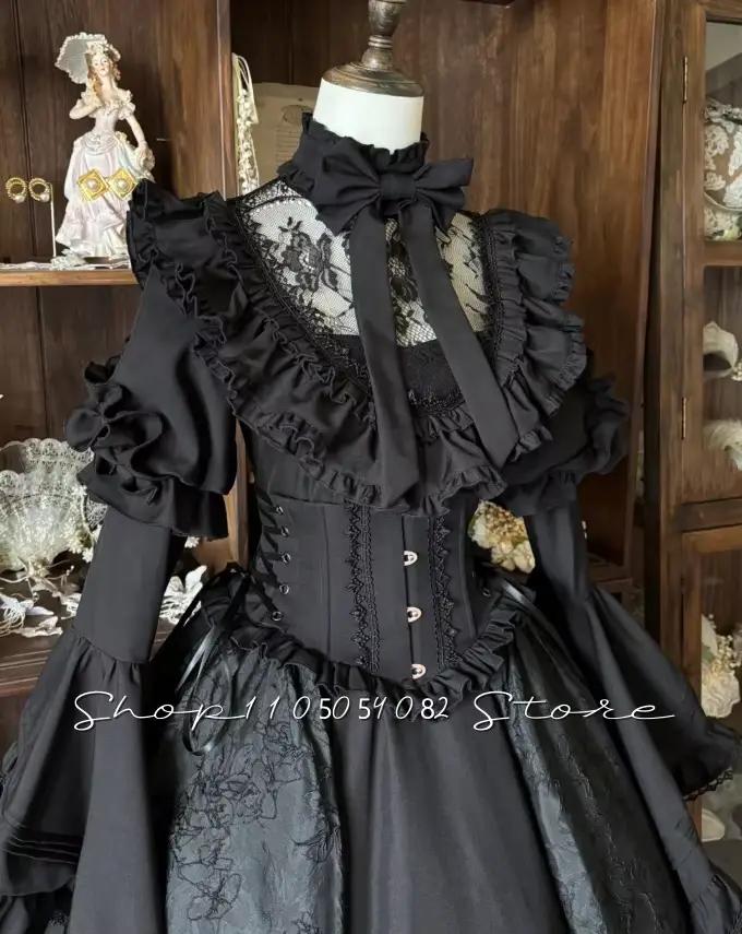 Robe de bal gothique médiévale noire à manches longues