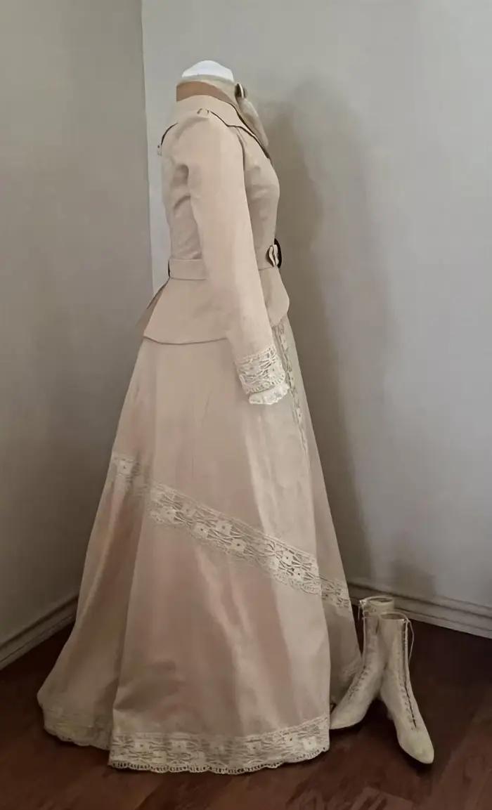 Robe de Jour Victorienne Edwardienne du XIXe Siècle