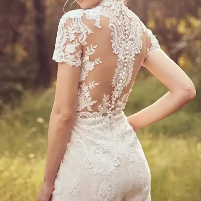 Combinaison élégante pour femmes