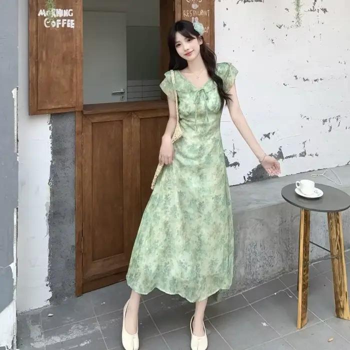 Robe longue sans manches à imprimé floral vert français
