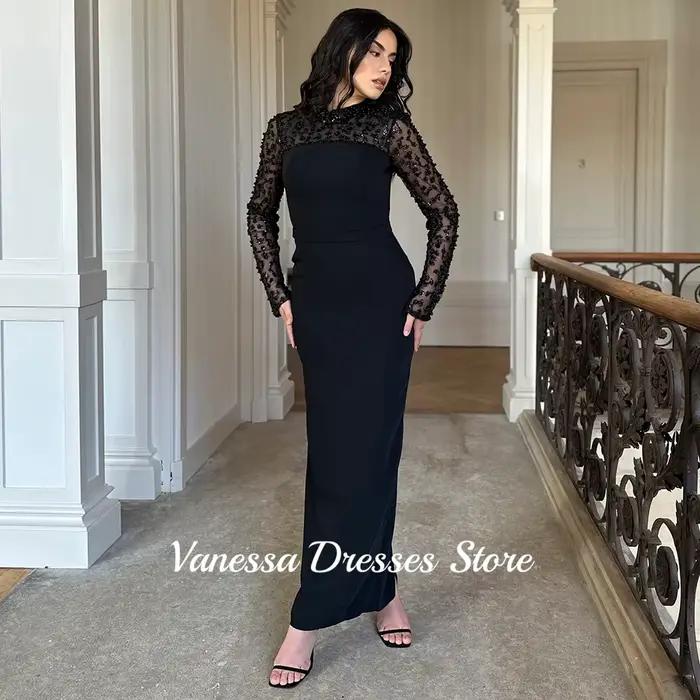 Robe de soirée droite noire exquise à manches longues et perles